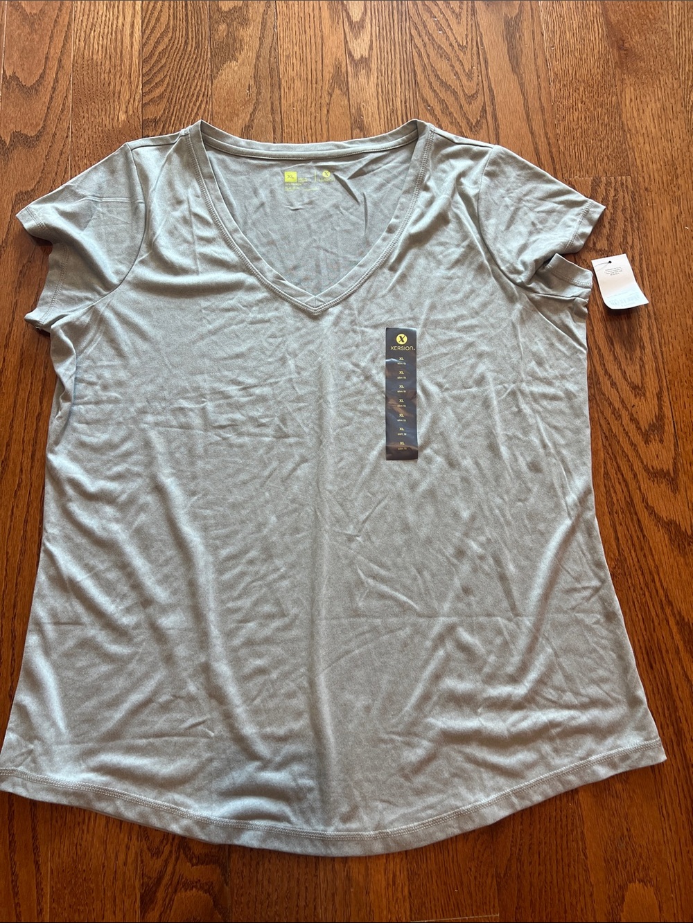 Xersion Light Gray V-Neck Short Sleeve Tee